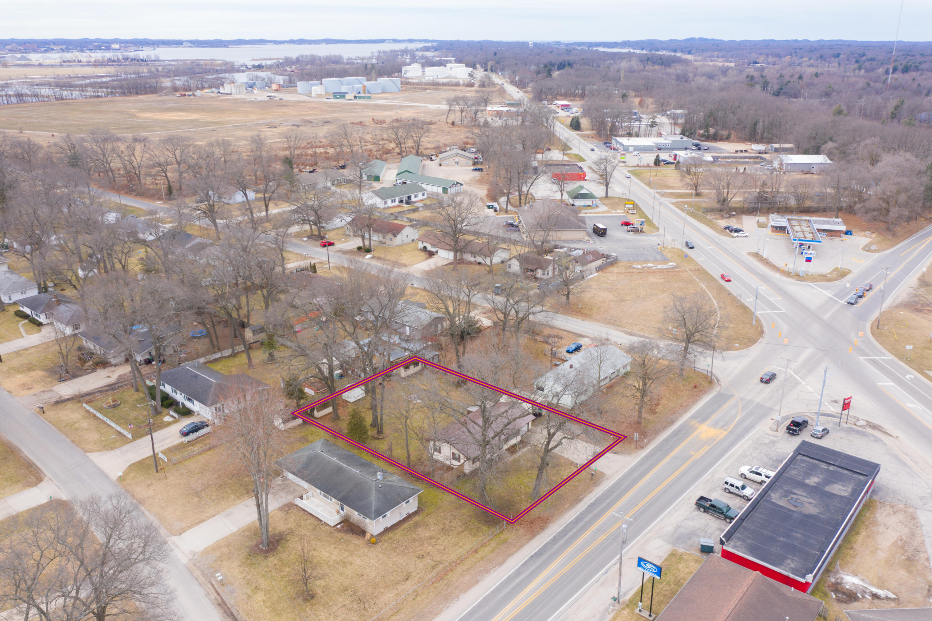 431 Giles Road Muskegon, MI 49445 - Photo 4 of 34 DJI_0894