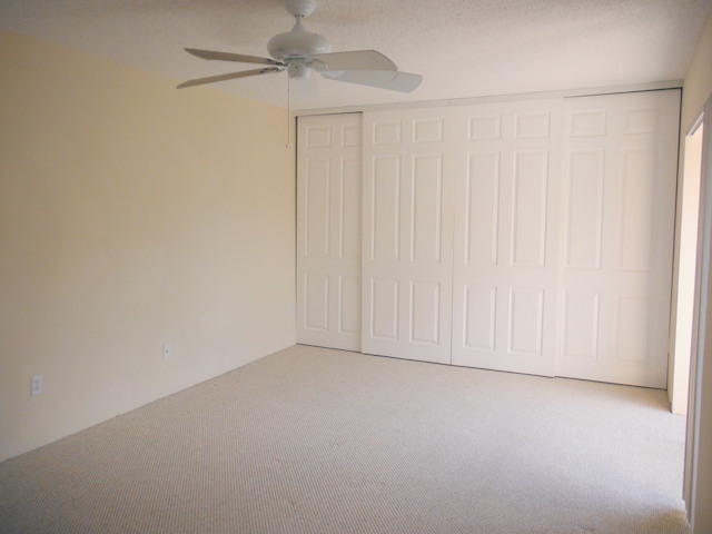 825 Center Street, Unit 56D Jupiter, FL 33458 - Photo 13 of 19 Guest Bedroom
