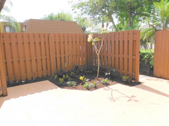 825 Center Street, Unit 56D Jupiter, FL 33458 - Photo 6 of 19 Fenced Patio
