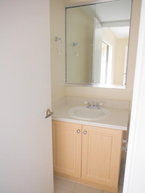 825 Center Street, Unit 56D Jupiter, FL 33458 - Photo 10 of 19 Master Bath Vanity