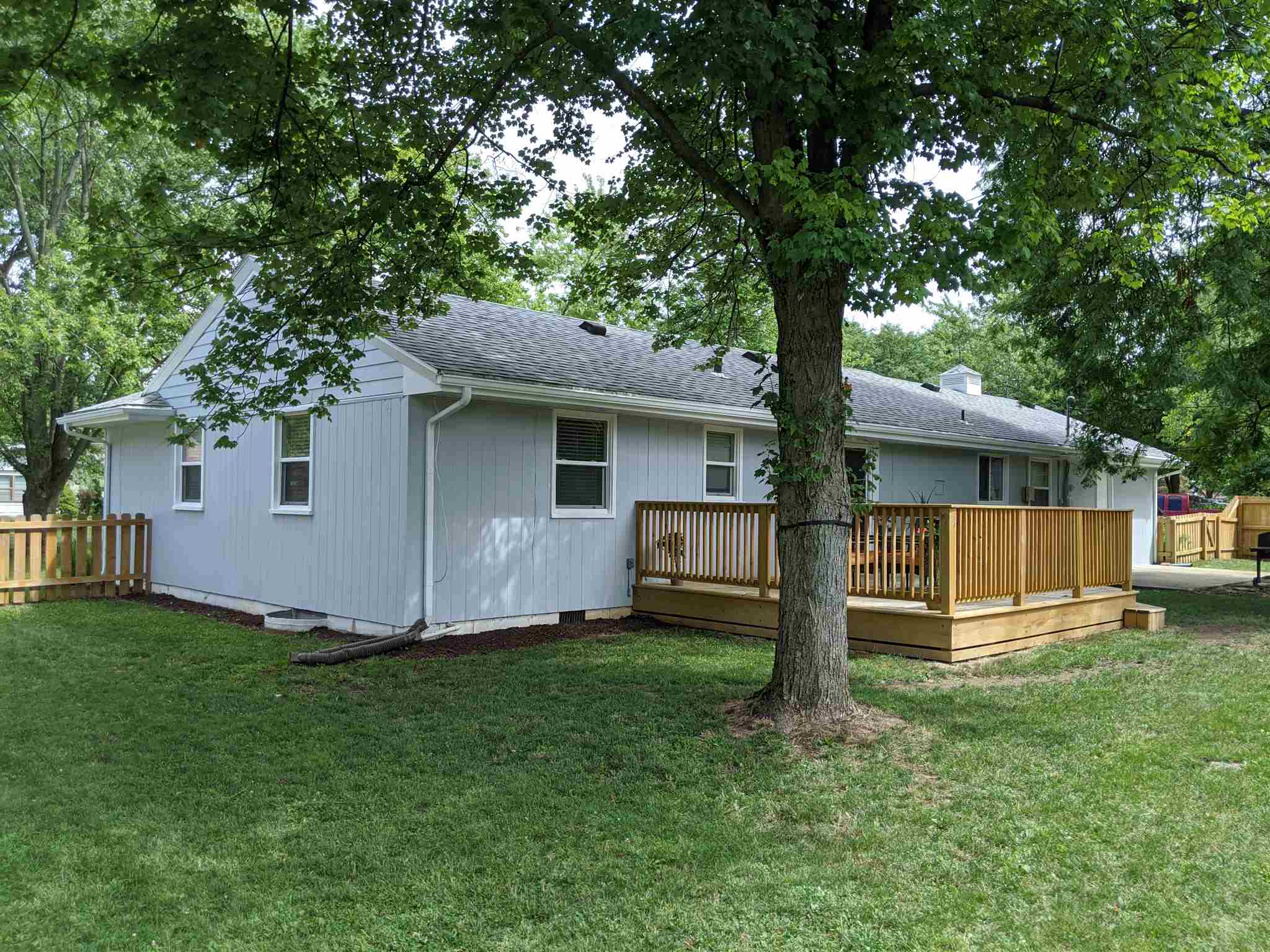 4019 Westlane Road Fort Wayne, IN 46815 - Photo 4 of 22 Gallery Image 4
