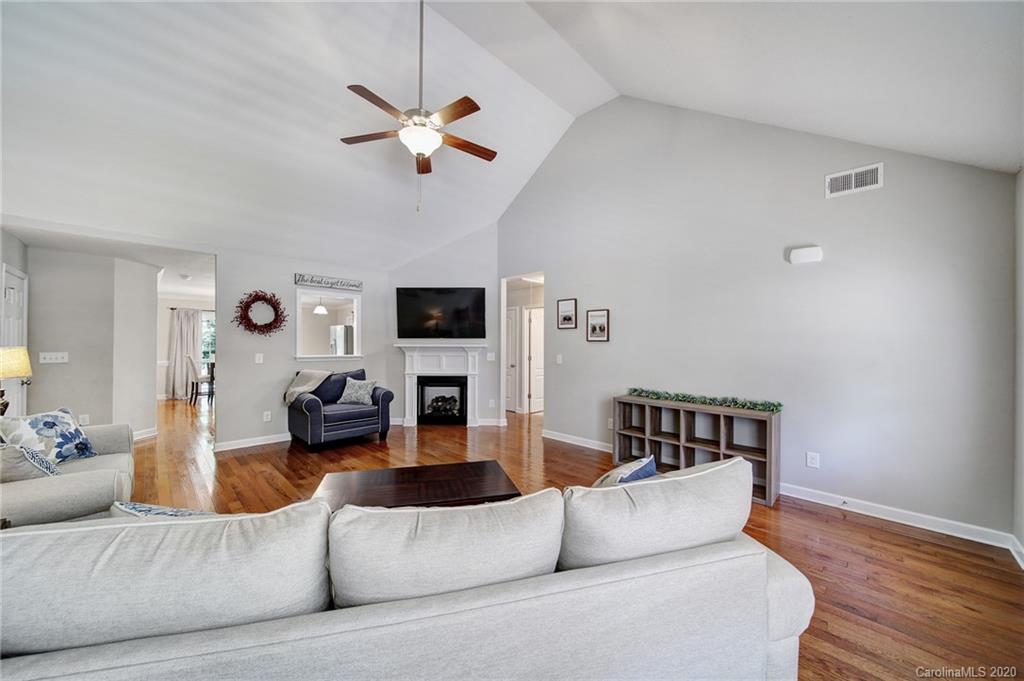 2550 Southbend Road Clover, SC 29710 - Photo 6 of 34 Gallery Image 6