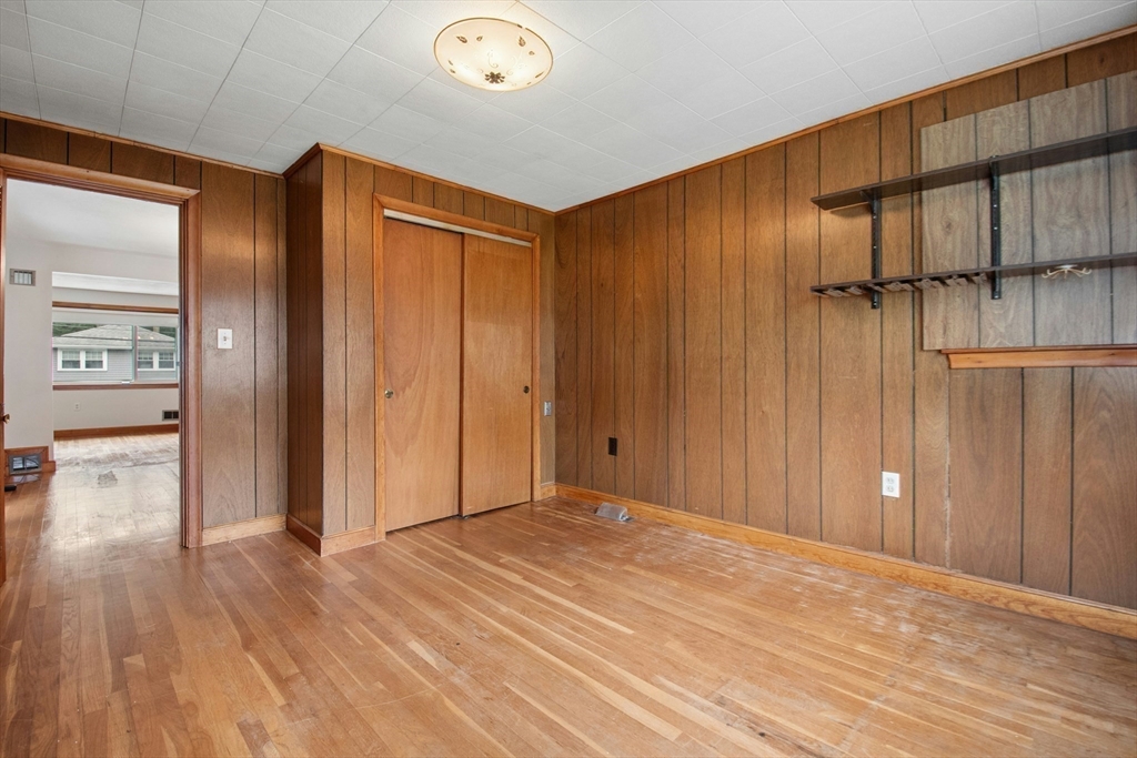 129 Chickering Road Dedham, MA 02026 - Photo 22 of 29 Gallery Image 22