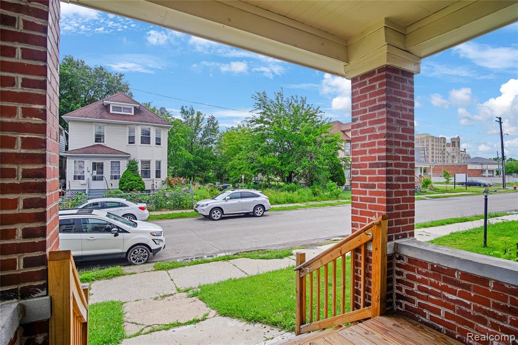 6224 Hecla Street Detroit, MI 48208 - Photo 3 of 21