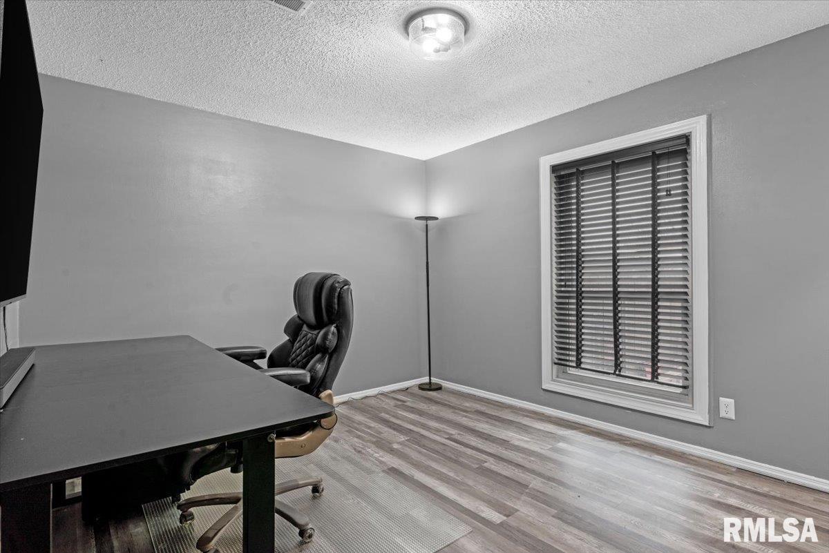 1914 Jeanette Lane, Unit 6 Springfield, IL 62702 - Photo 13 of 19