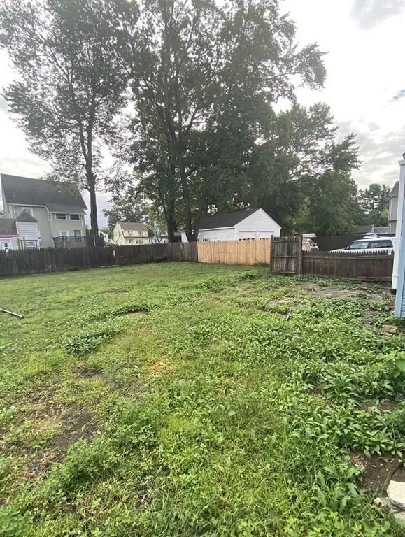 135 Santa Barbara Street Springfield, MA 01104 - Photo 8 of 8
