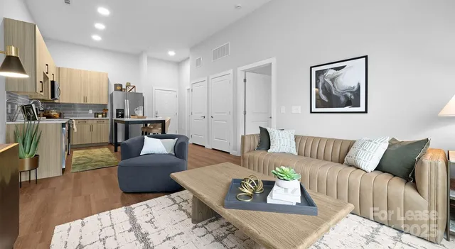 $1,425 | 5120 77 Center Drive, Unit 1B 4, Charlotte, NC 28217