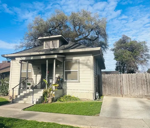 $529,900 | 612 16th Street, Modesto, CA 95354