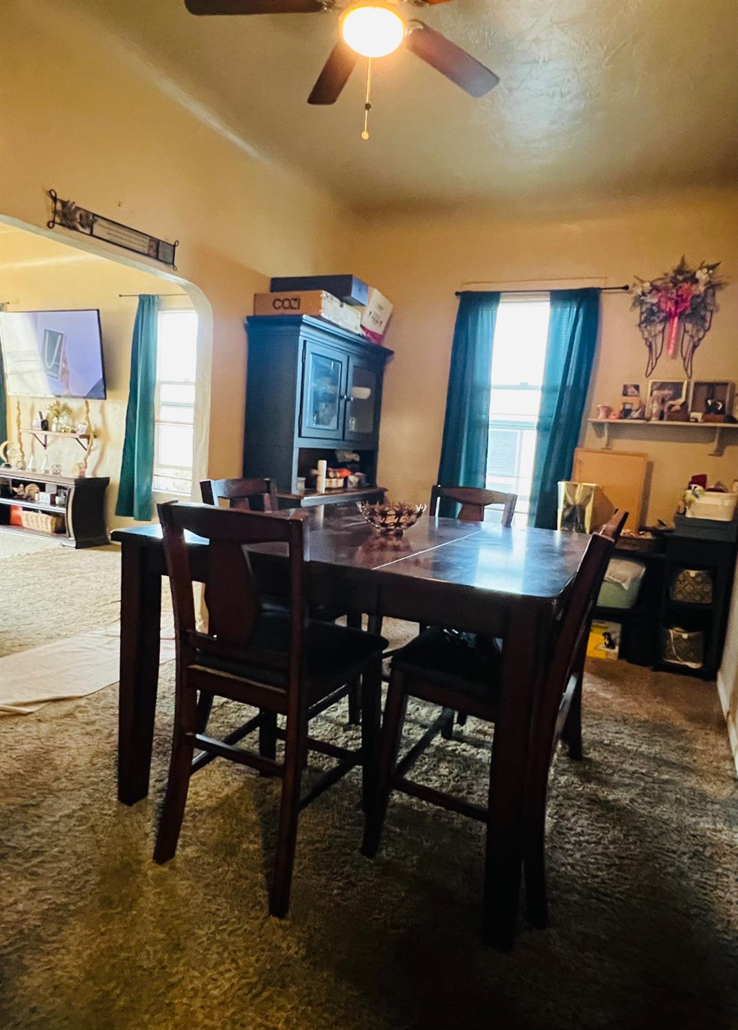 612 16th Street Modesto, CA 95354 - Photo 3 of 19 Front house dining room