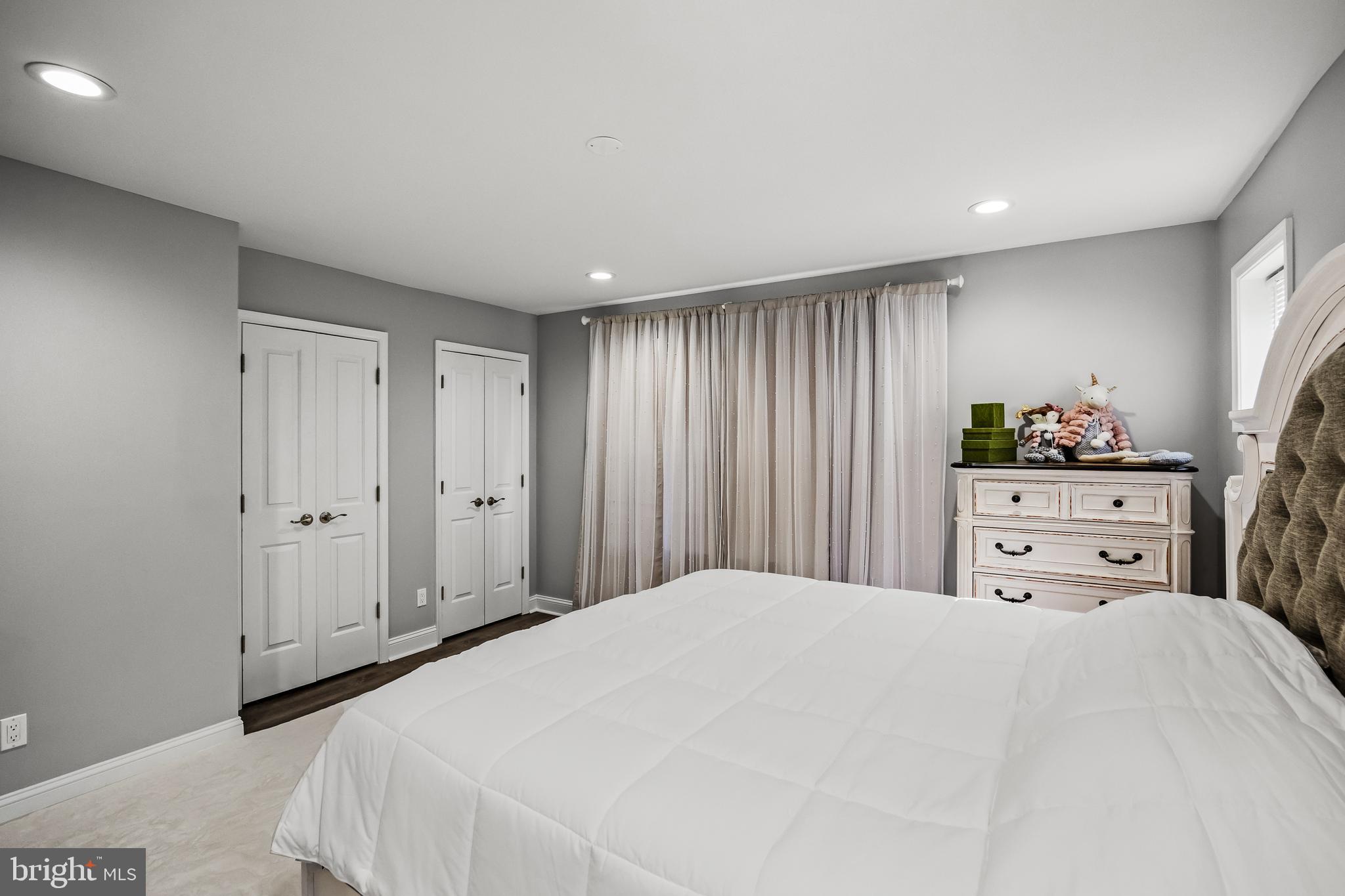 132 Kossuth Street Riverside, NJ 08075 - Photo 8 of 39