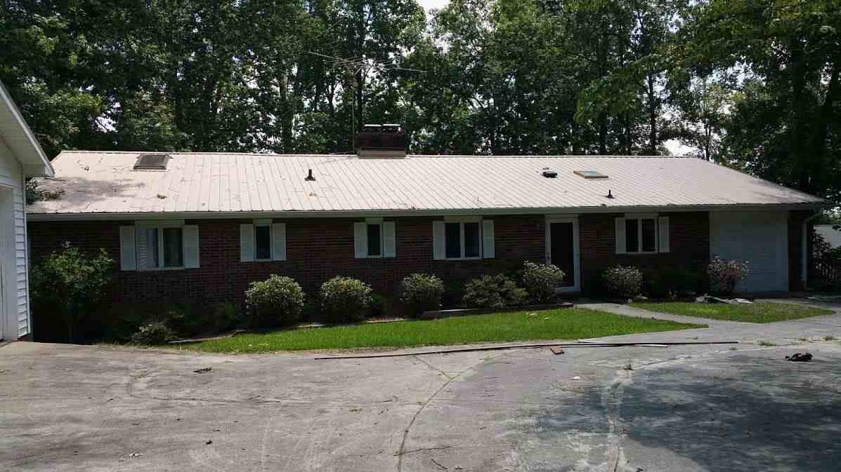 18041 State Rd S-37-588 Seneca, SC 29672 - Photo 1 of 19 Gallery Image 1