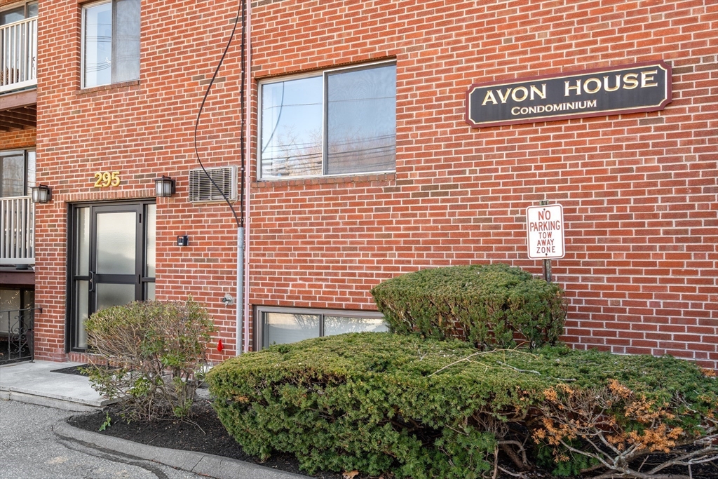 295 Main Street, Unit 16 Reading, MA 01867 - Photo 17 of 21