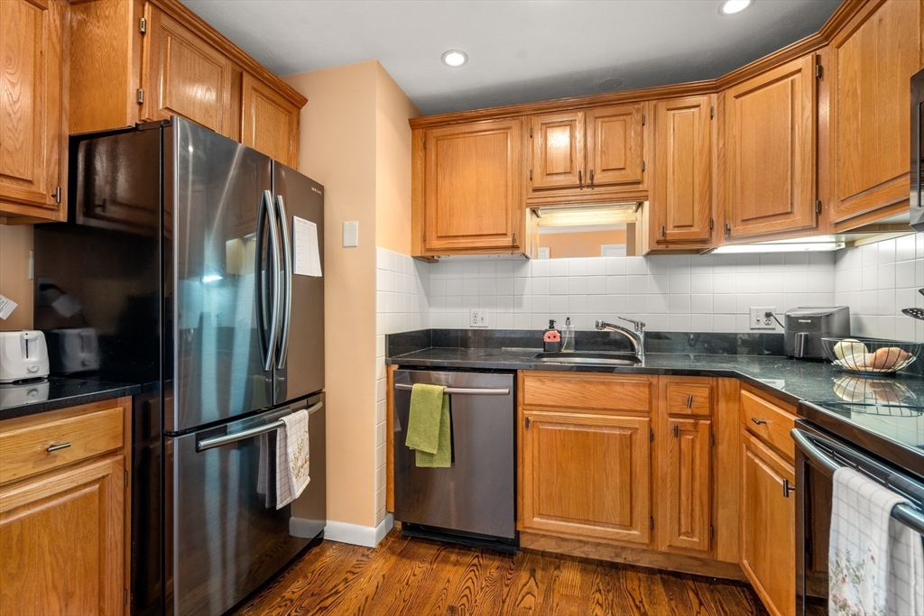 295 Main Street, Unit 16 Reading, MA 01867 - Photo 8 of 21