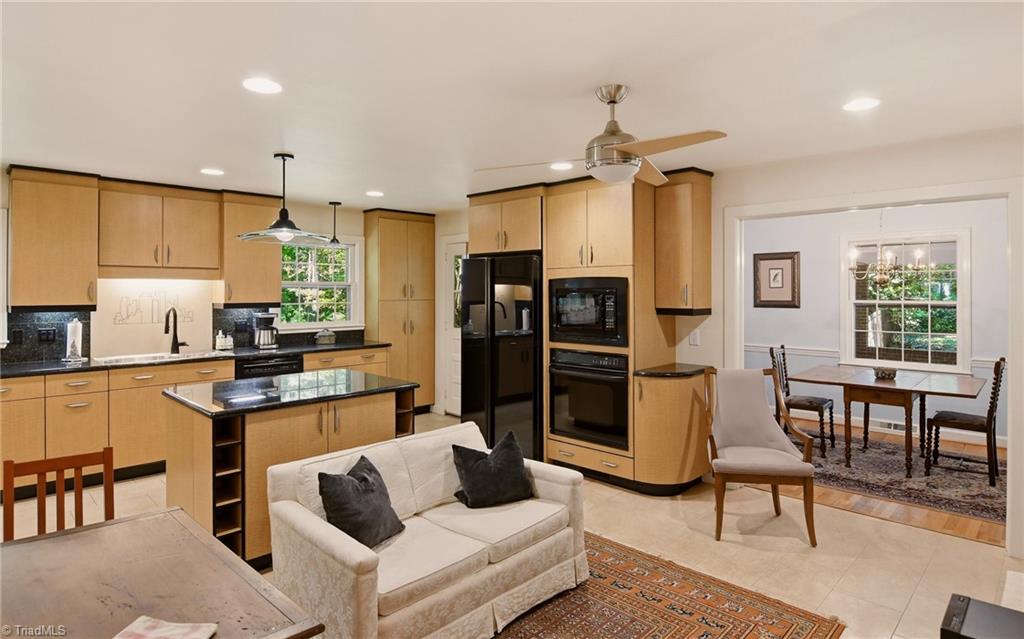 706 Friar Tuck Road Winston-Salem, NC 27104 - Photo 13 of 34