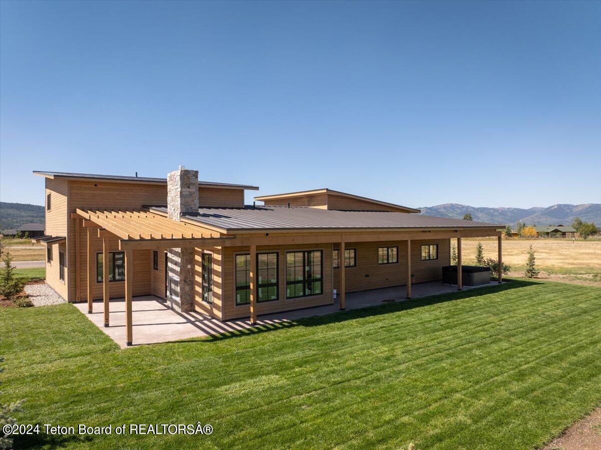 174 Christopher Street Victor, ID 83455 - Photo 8 of 56 09-174 Christopher-9