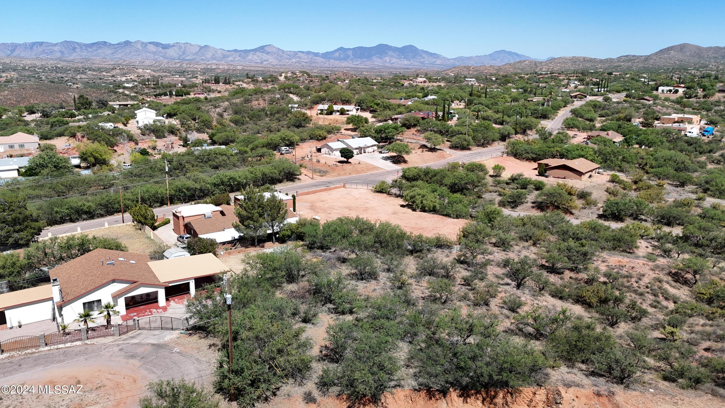 55 Karam Court, Unit 15 Rio Rico, AZ 85648 - Photo 4 of 10
