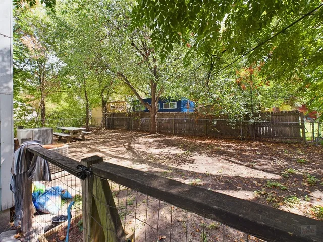 $3,450 | 4521 Avenue F, Unit B, Austin, TX 78751