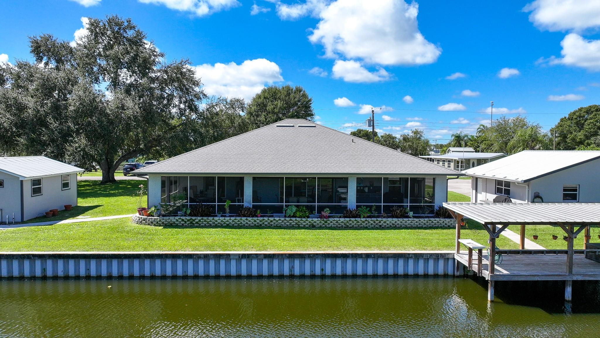 1069 9th Street Okeechobee, FL 34974 - Photo 5 of 48 Photo 5