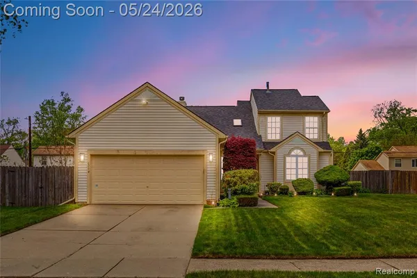 $323,500 | 6054 Carnegie Street, Romulus, MI 48174