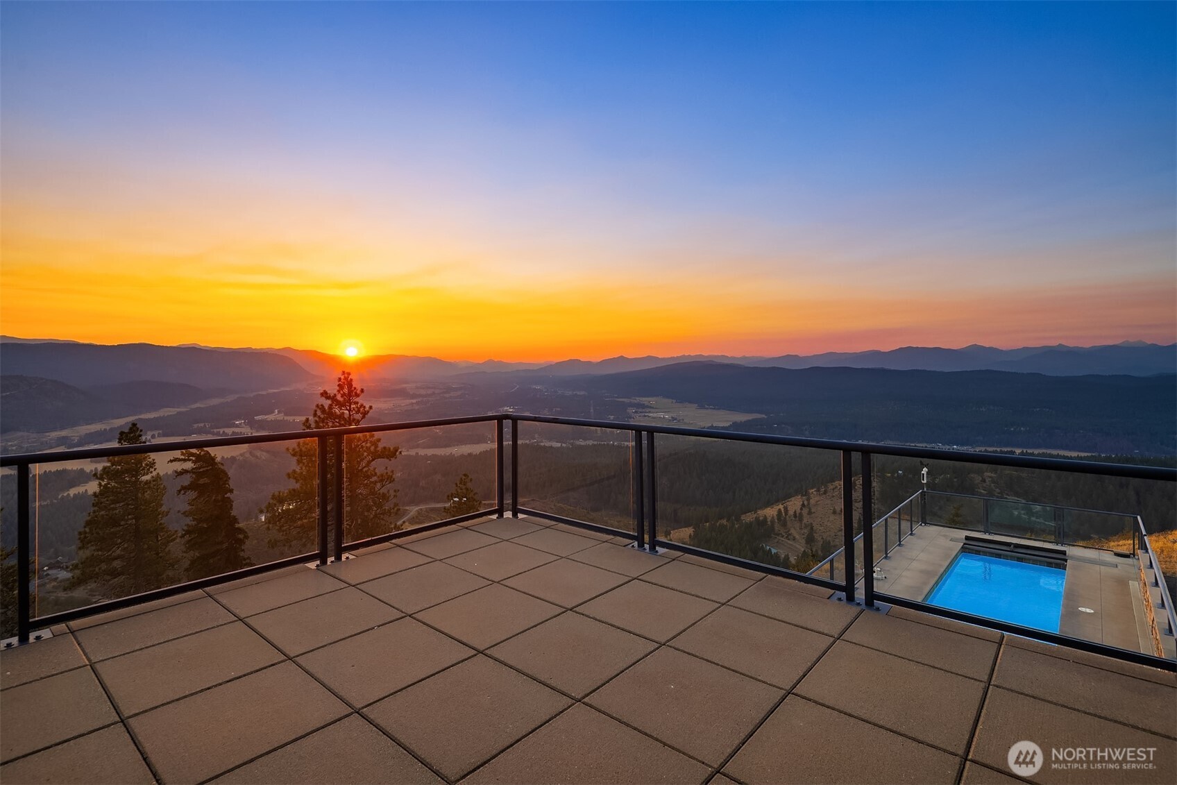 3653 Hart Road Cle Elum, WA 98922 - Photo 23 of 40 a view of a terrace