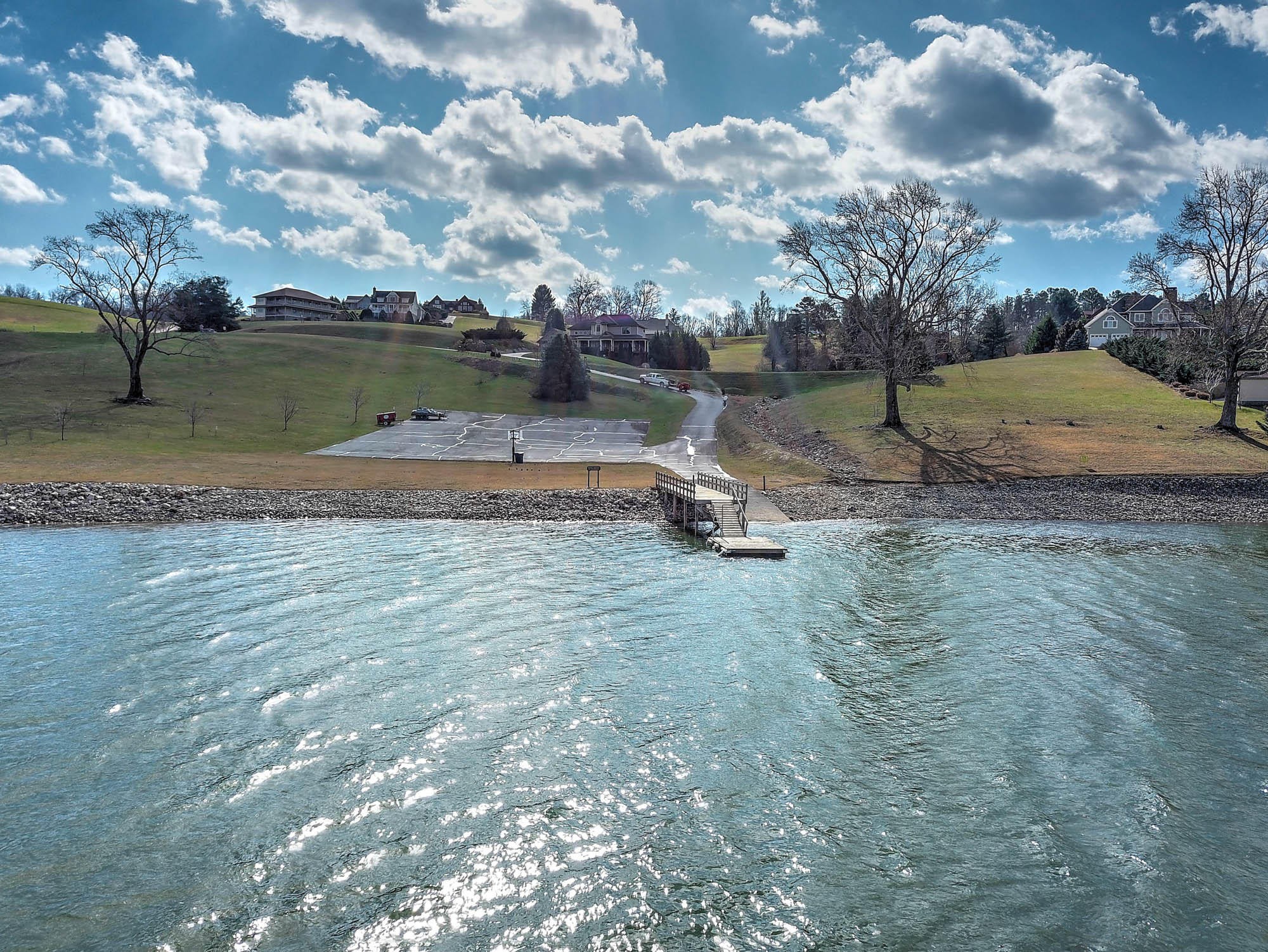 104 Harbor Point Road Butler, TN 37640 - Photo 7 of 12 Gallery Image 7