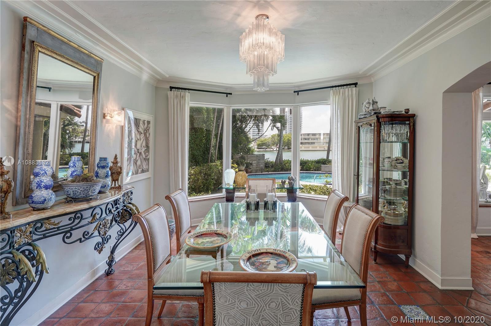 6525 Allison Road Miami Beach, FL 33141 - Photo 7 of 26