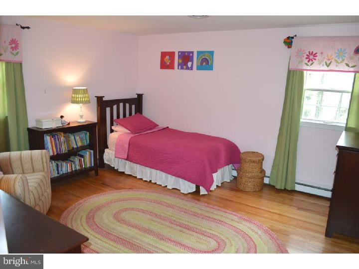 202 Glendale Road Wallingford, PA 19086 - Photo 13 of 21 Bedroom 4