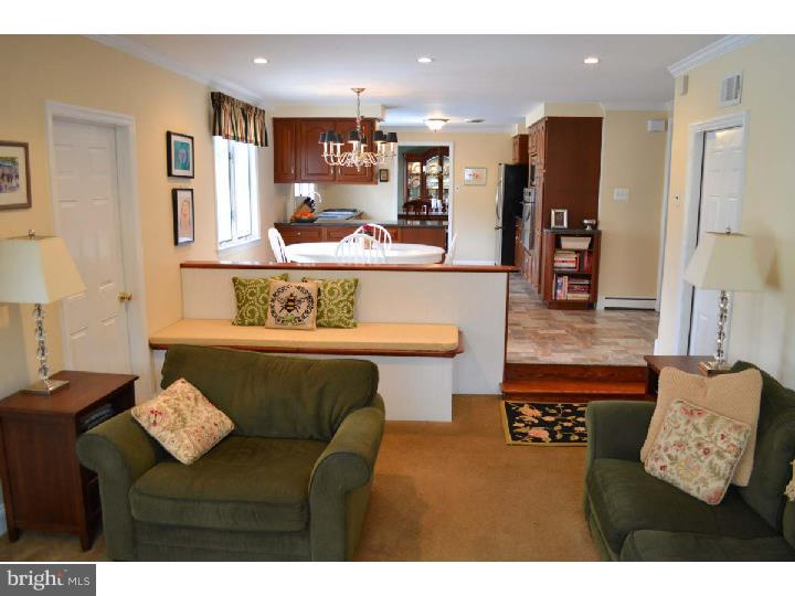 202 Glendale Road Wallingford, PA 19086 - Photo 8 of 21 Family Room