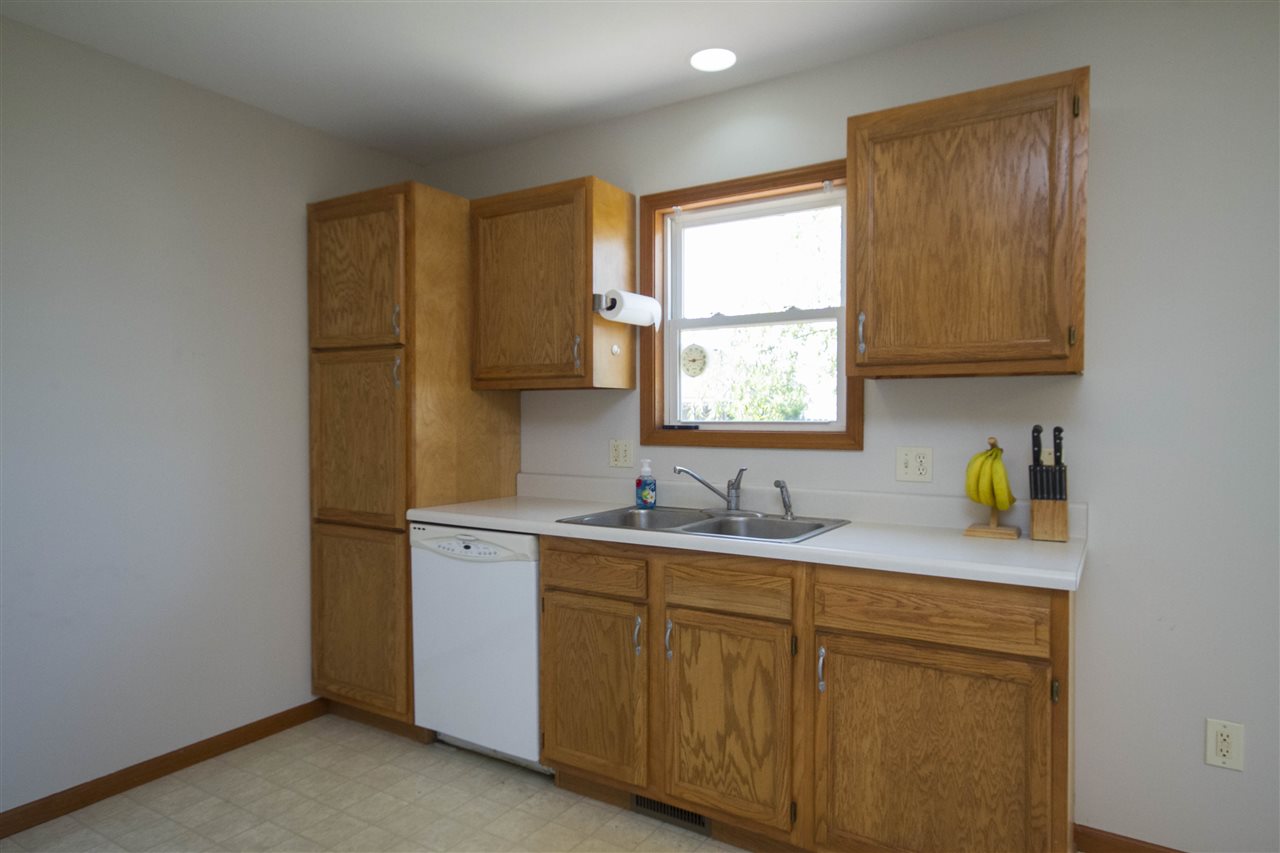5715 Rio Canyon Run Fort Wayne, IN 46825 - Photo 9 of 23 Gallery Image 9