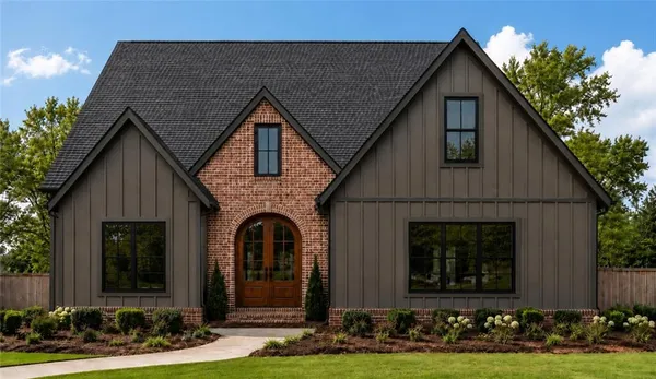 $700,000 | 5440 A Oak Manor Way, Murrayville, GA 30564
