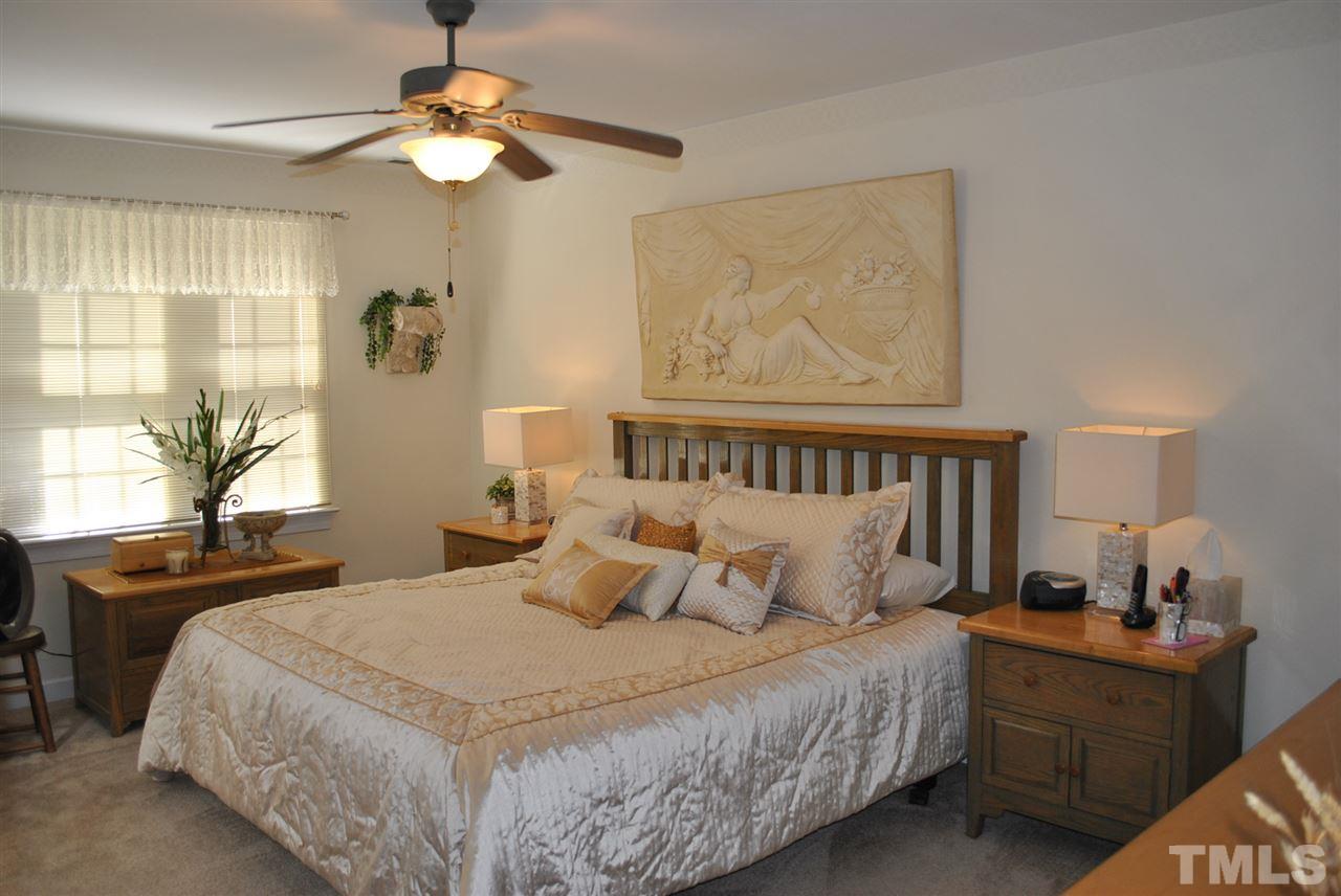8205 Ivymount Way Raleigh, NC 27613 - Photo 14 of 25