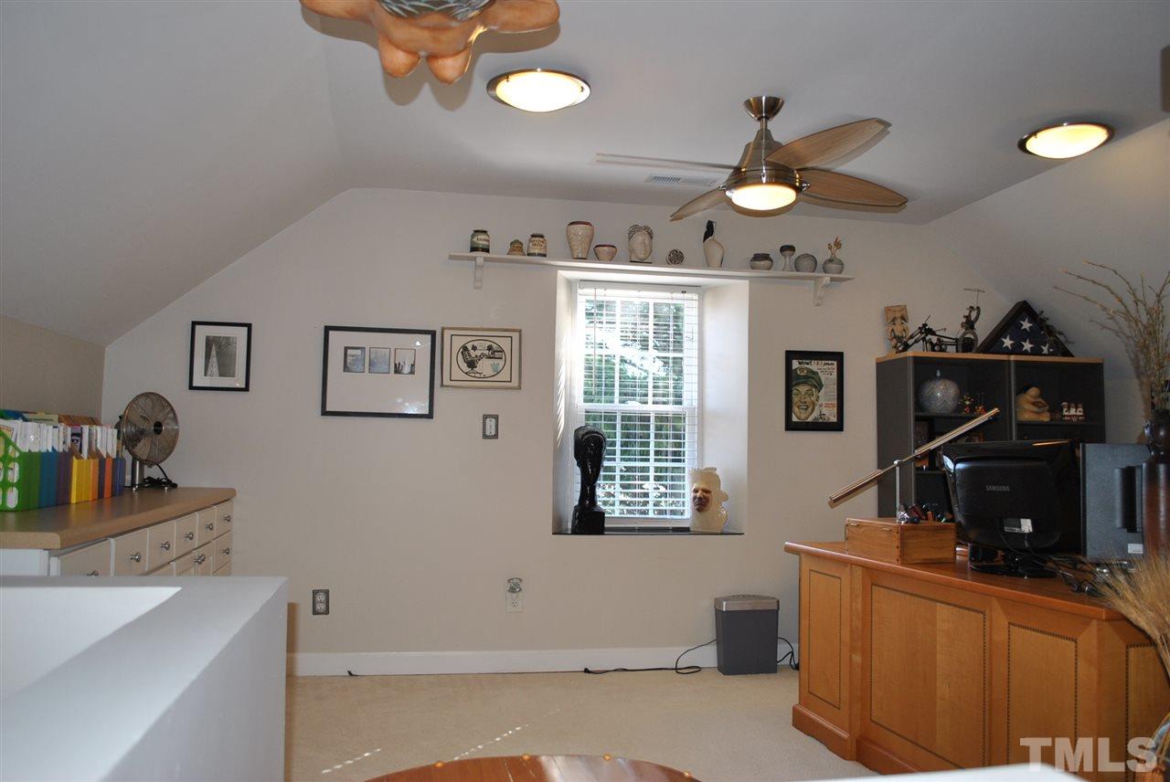 8205 Ivymount Way Raleigh, NC 27613 - Photo 20 of 25