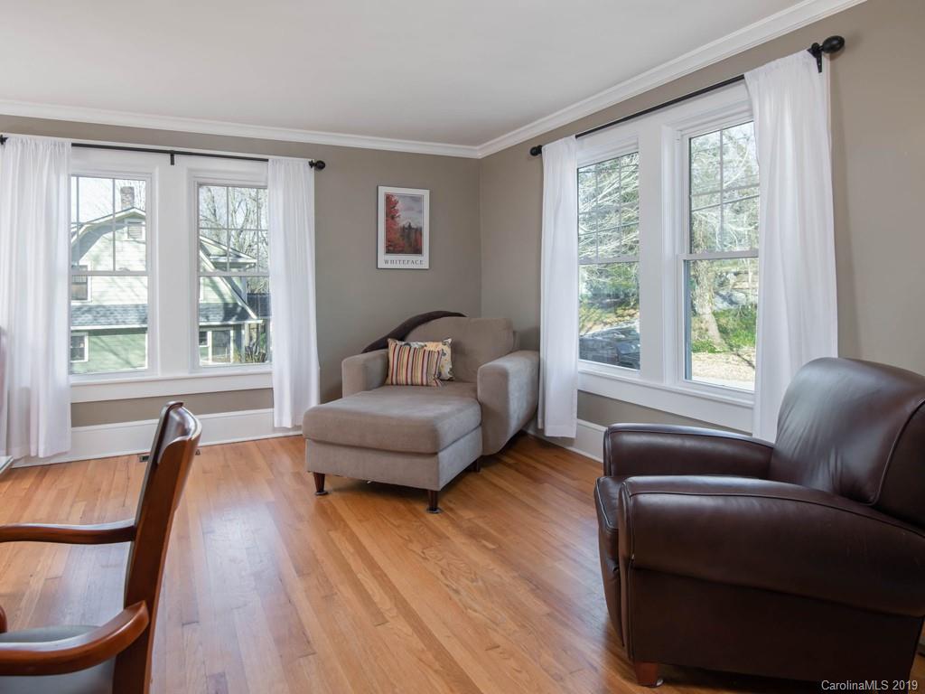 55 Longview Road Asheville, NC 28806 - Photo 8 of 33 Gallery Image 8