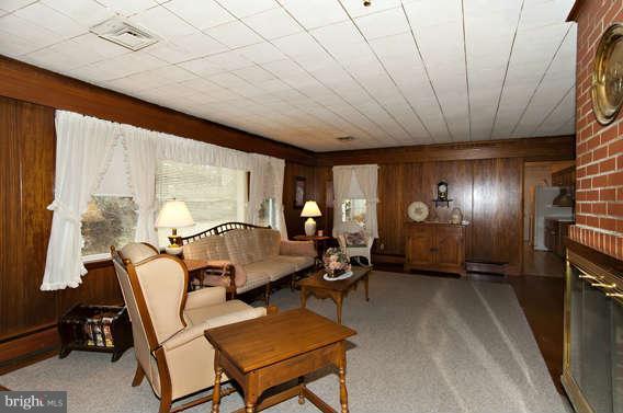 3614 Stoneybrook Road Randallstown, MD 21133 - Photo 13 of 26 Family Room
