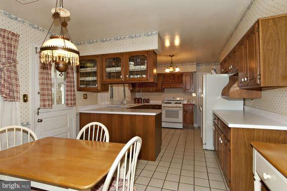 3614 Stoneybrook Road Randallstown, MD 21133 - Photo 3 of 26 Kitchen