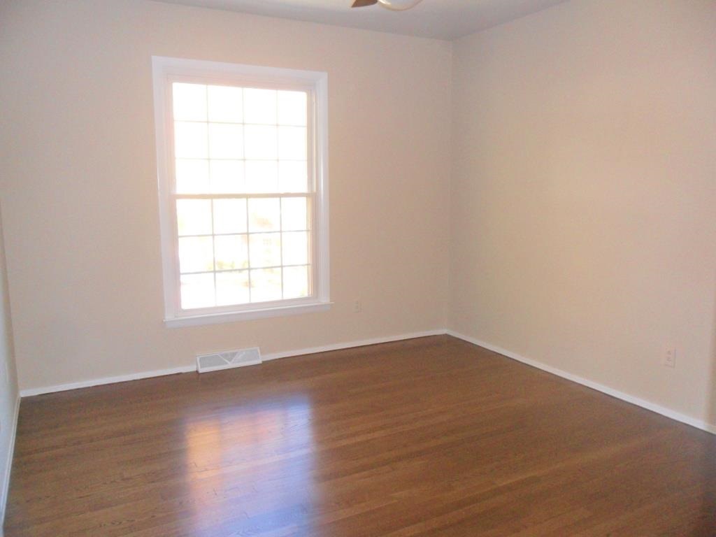 524 Harvard Street Raleigh, NC 27609 - Photo 18 of 25 Bedroom