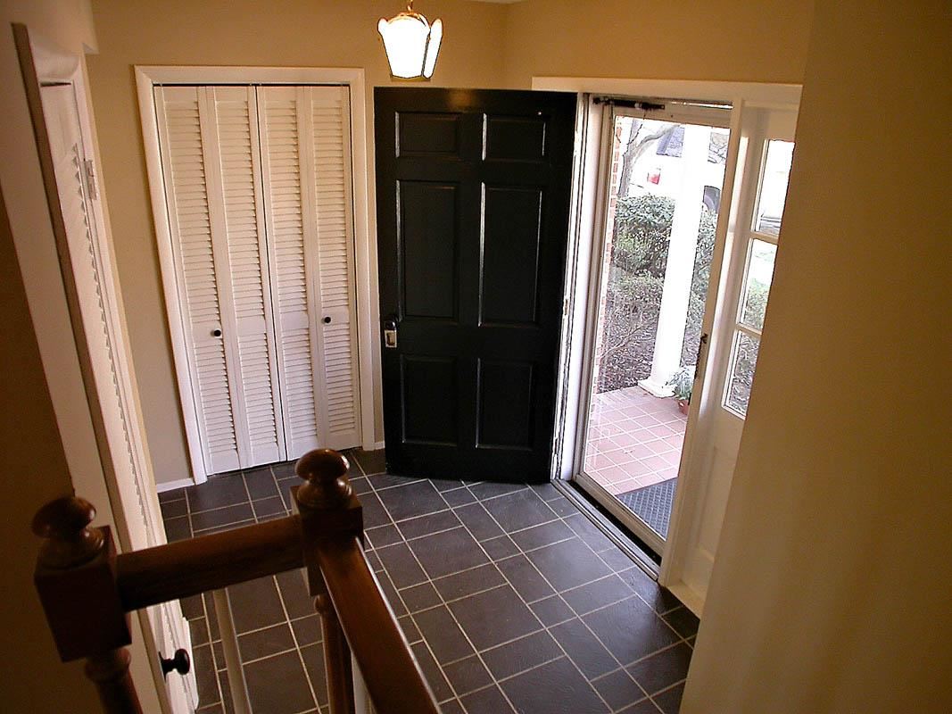 524 Harvard Street Raleigh, NC 27609 - Photo 4 of 25