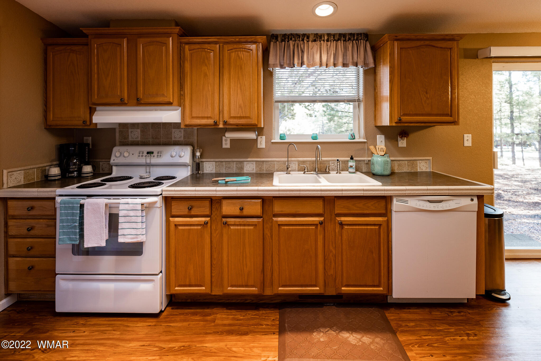 5762 Green Forest Road, Unit 8 Happy Jack, AZ 86024 - Photo 13 of 37