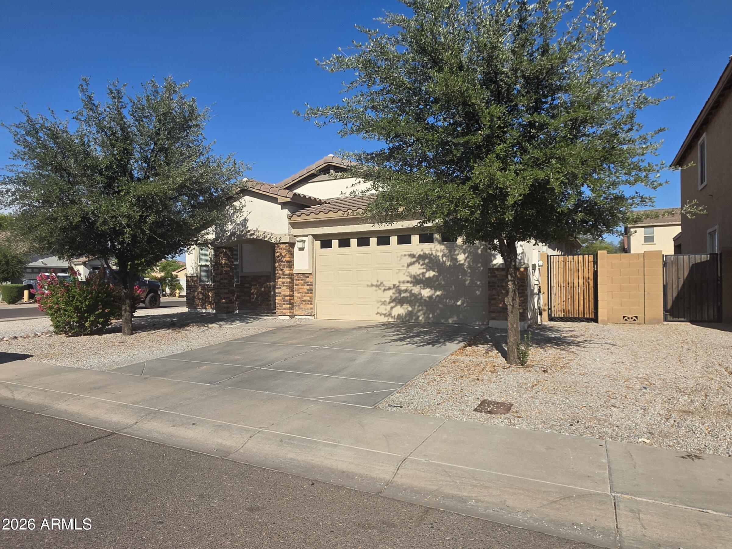 6903 West Carson Road Laveen, AZ 85339 - Photo 2 of 20