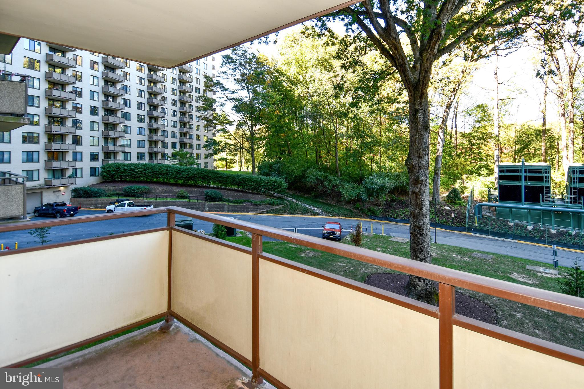 5225 Pooks Hill Road, Unit 222N Bethesda, MD 20814 - Photo 12 of 45