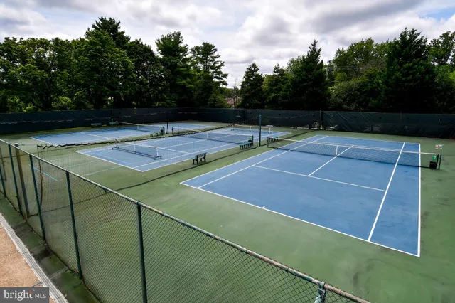 $199,990 | 5225 Pooks Hill Road, Unit 222N, Bethesda, MD 20814