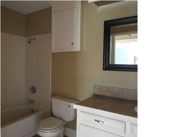 104 Michael Cove Ridgeland, MS 39157 - Photo 11 of 11 Nice guest bath