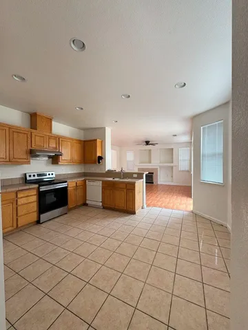 $3,600 | 645 Rockspray Circle, Pittsburg, CA 94565