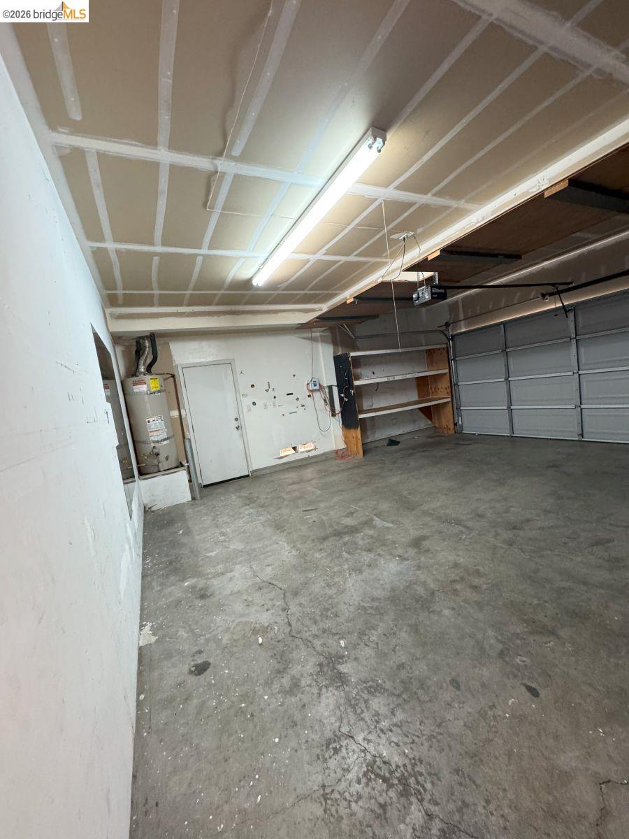 645 Rockspray Circle Pittsburg, CA 94565 - Photo 18 of 31 a view of an empty room