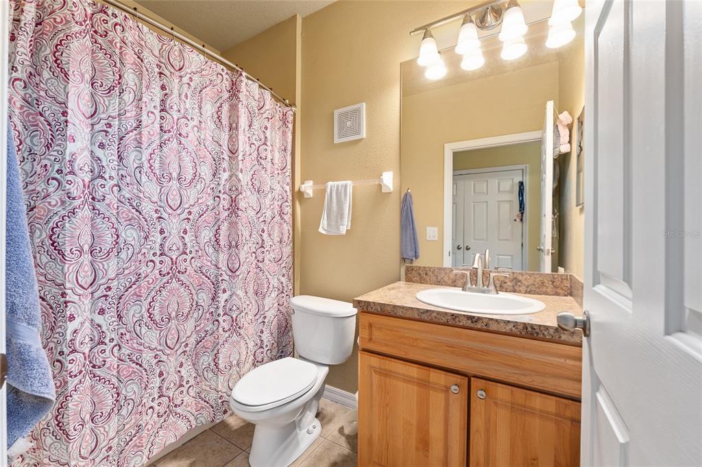 1257 Southwest 9th Road, Unit 308 Gainesville, FL 32601 - Photo 18 of 31
