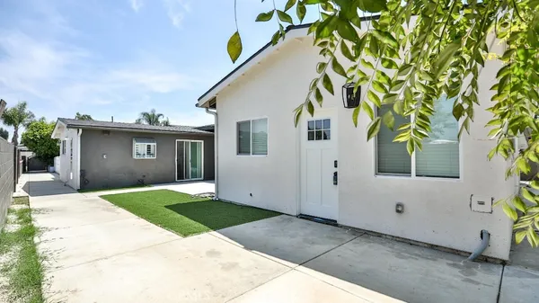 $1,840,000 | 10301 Antigua Street, Anaheim, CA 92804