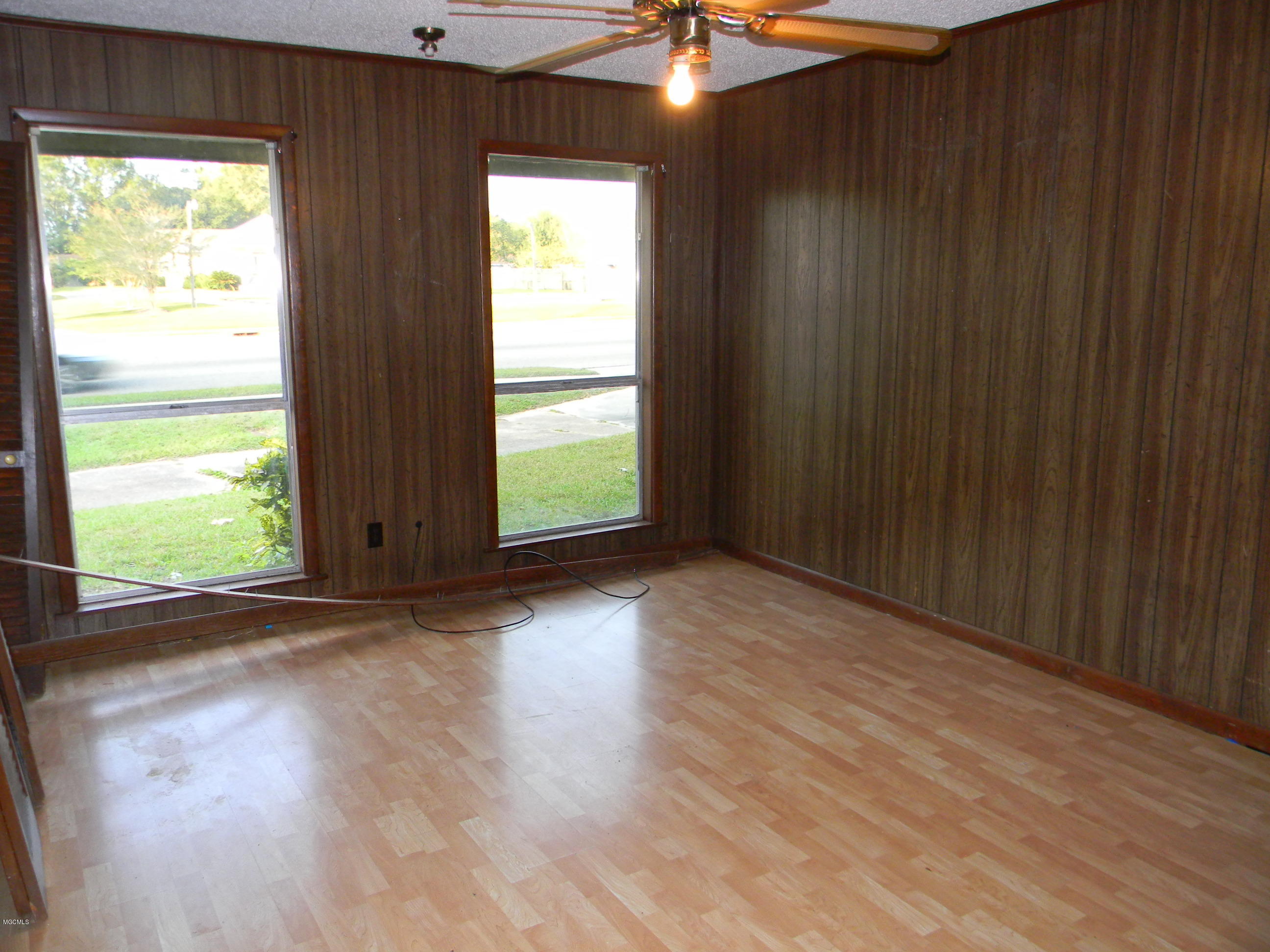 14355 Dedeaux Road Gulfport, MS 39503 - Photo 10 of 19 Bedroom