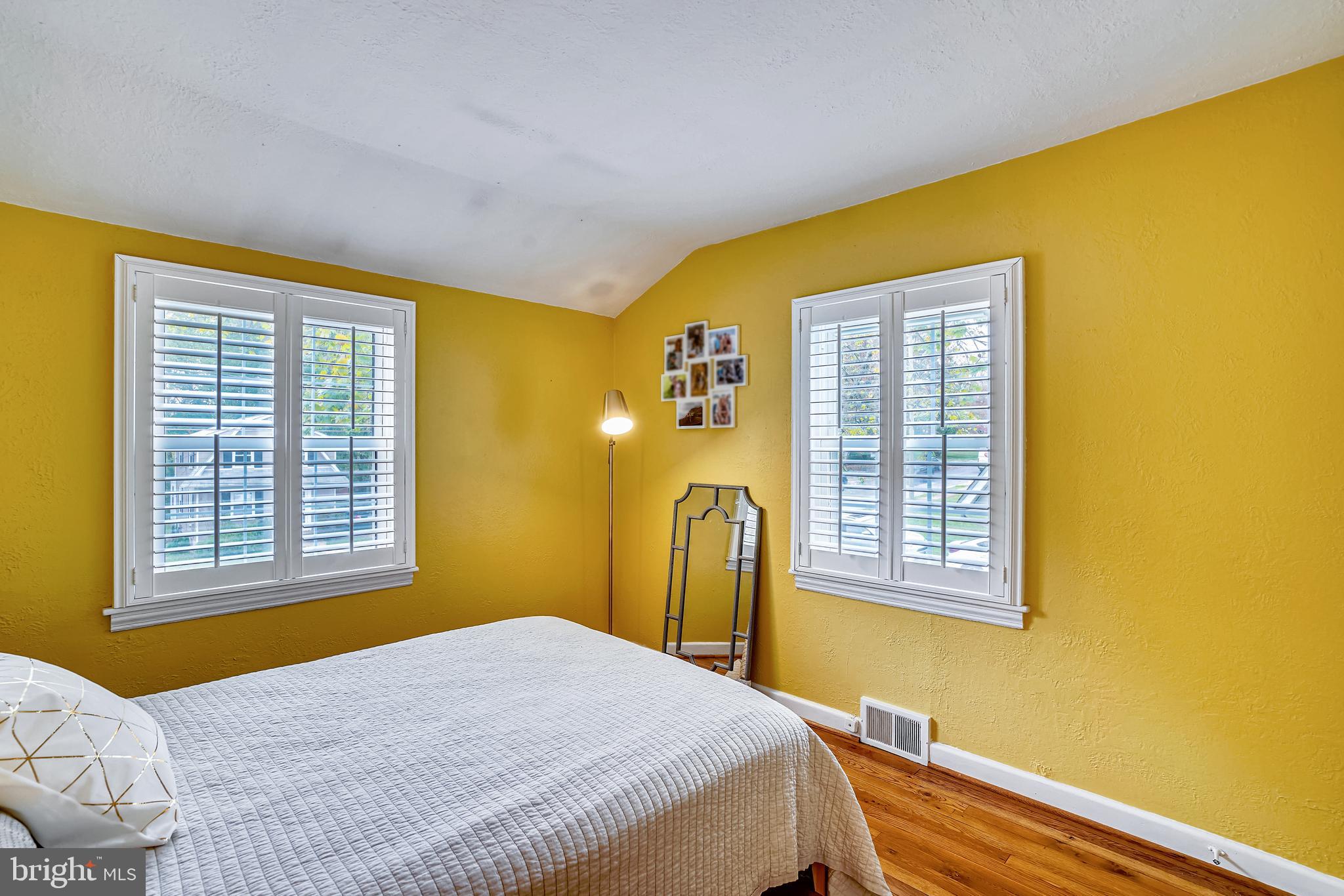 1334 Brook Road Catonsville, MD 21228 - Photo 22 of 39 2nd Bedroom with plantation shutters