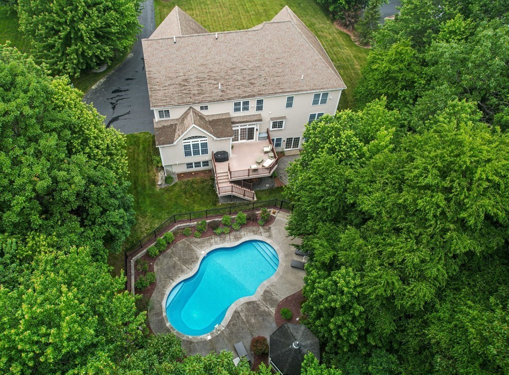 31 Smith Road Hopkinton, MA 01748 - Photo 3 of 42 Gallery Image 3