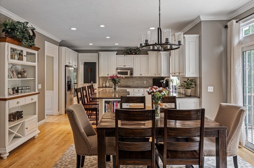 31 Smith Road Hopkinton, MA 01748 - Photo 10 of 42 Gallery Image 10